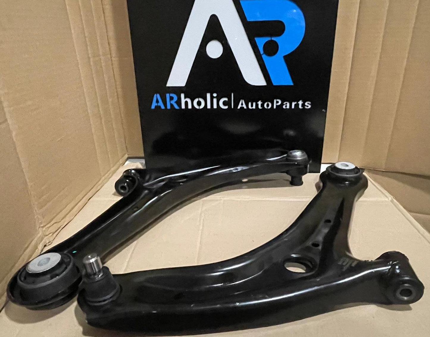 Ford Fiesta MK VI 2008-2017 Ecoboost 1.0 前下搖臂 (雞脾)